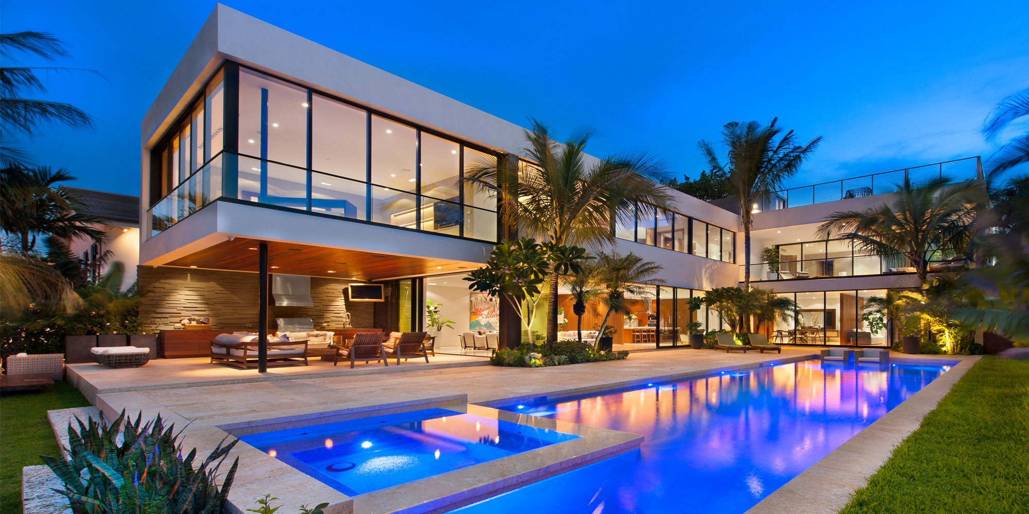¿Cúales son las ventajas de vivir en mansiones en islas en Miami Beach?